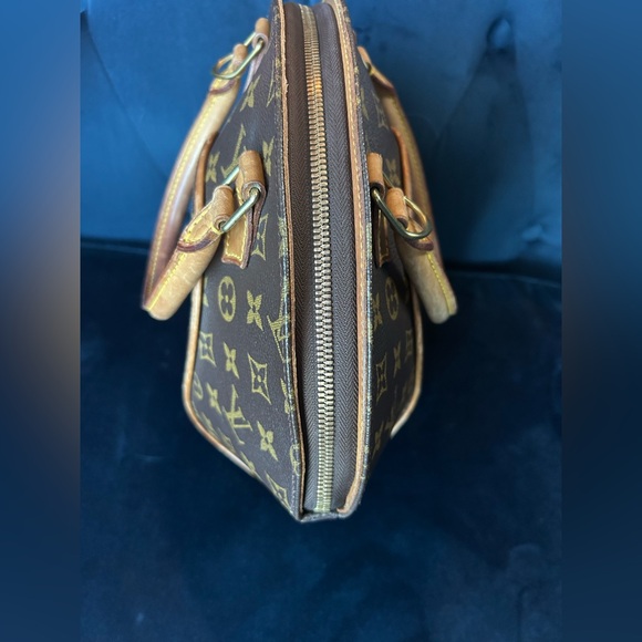 AUTHENTIC Louis Vuitton Ellipse PM - Picture 8 of 16